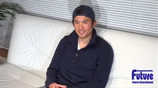 C1001555＜話題騒然！！超有名カメラマンの写真集にも登場した経歴の持ち主が何と！初脱ぎに挑戦！！＞